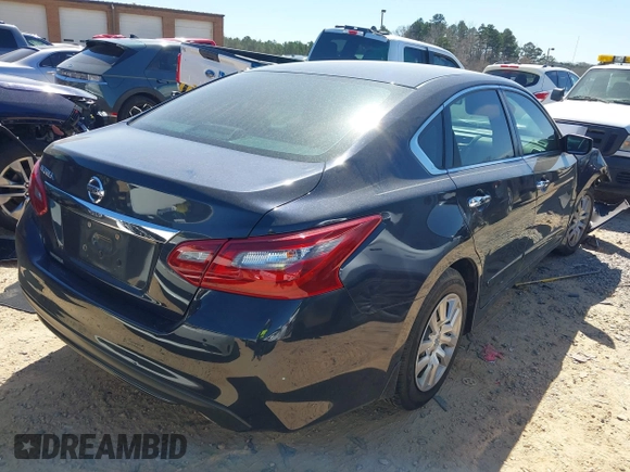 2018 Nissan Altima SV with VIN 1N4AL3AP6JC255539, listed as a IAAI auction lot 41827843 with 109,791 mi miles and . Bid and sale history available at carsss.com. Image 4.
