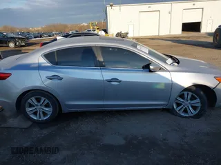 2013 Acura ILX with VIN 19VDE1F3XDE002337, listed as a IAAI auction lot 41417917 with 170,373 mi miles. Bid and sale history available at carsss.com. Image 13.