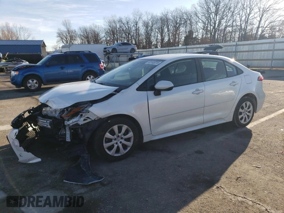 2022 Toyota Corolla LE with VIN 5YFEPMAE6NP386052, listed as a Copart auction lot 43145015 with 40,011 mi miles and Salvage Title. Bid and sale history available at carsss.com. Image 1.