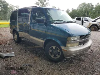 2002 Chevrolet Astro with VIN 1GNDM19X02B110895, listed as a Copart auction lot 70704784 with 176,736 mi miles and Salvage Title. Bid and sale history available at carsss.com. Image 4.
