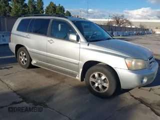 2004 Toyota Highlander z VIN JTEDP21A640004670, wystawiony jako IAAI lot #41539453 z przebiegiem 244 951 mil mil oraz . Historia ofert i sprzedaży dostępna na DreamBid. Obrazek 1.