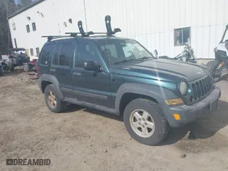 2006 Jeep Liberty Sport with VIN 1J4GL48K46W174723, listed as a IAAI auction lot 42036412 with 151,377 mi miles. Bid and sale history available at carsss.com. Image 1.