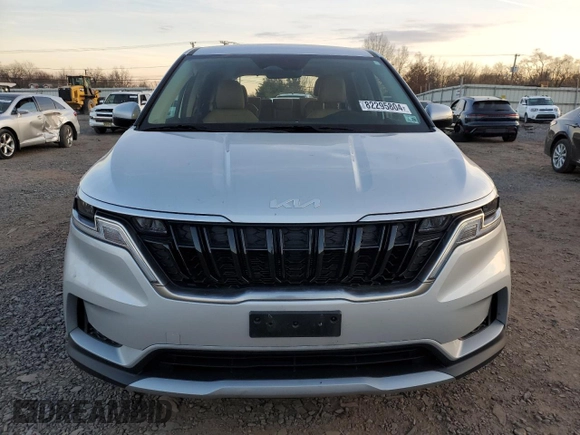 2023 Kia Carnival LX with VIN KNDNB4H32P6256041, listed as a Copart auction lot 82295804 with 30,316 mi miles and Salvage Title. Bid and sale history available at carsss.com. Image 5.
