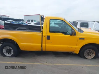 2002 Ford Super Duty F-250 XL with VIN 1FTNF20LX2EB80202, listed as a IAAI auction lot 41607631 with 342,859 mi miles. Bid and sale history available at carsss.com. Image 14.