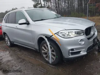 2015 BMW X5 xDrive35d with VIN 5UXKS4C51F0N06221, listed as a IAAI auction lot 41568976 with 162,442 mi miles. Bid and sale history available at carsss.com. Image 1.