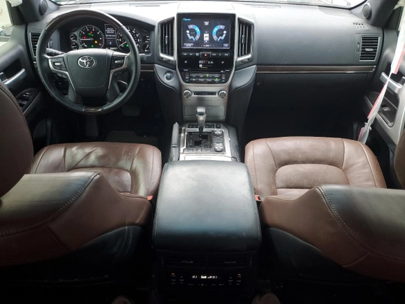 2018 Toyota Land Cruiser with VIN JTMCY7AJ5J4065216, listed as a Copart auction lot 88168895 with 86,825 mi miles and Salvage Title. Bid and sale history available at carsss.com. Image 8.