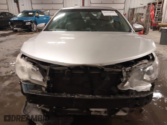 2014 Toyota Camry L with VIN 4T4BF1FK4ER412428, listed as a IAAI auction lot 41573095 with 130,000 mi miles. Bid and sale history available at carsss.com. Image 6.
