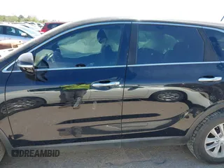 2018 Kia Sorento LX with VIN 5XYPG4A39JG339619, listed as a IAAI auction lot 41809182 with 126,954 mi miles. Bid and sale history available at carsss.com. Image 15.