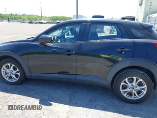 2018 Mazda CX-3 Sport z VIN JM1DKFB73J0314686, wystawiony jako IAAI lot #42132723 z przebiegiem Nie podano mil oraz . Historia ofert i sprzedaży dostępna na DreamBid. Obrazek 13.