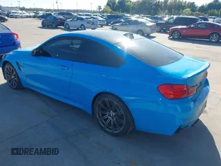 2018 BMW M4 z VIN WBS4Y9C52JAC86138, wystawiony jako IAAI lot #41744116 z przebiegiem 106 771 mil mil oraz . Historia ofert i sprzedaży dostępna na DreamBid. Obrazek 3.