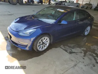 2023 Tesla Model 3 z VIN 5YJ3E1EA4PF449389, wystawiony jako Copart lot #57634425 z przebiegiem 101 402 mil mil oraz Czysty tytuł • Clean title. Historia ofert i sprzedaży dostępna na DreamBid. Obrazek 1.