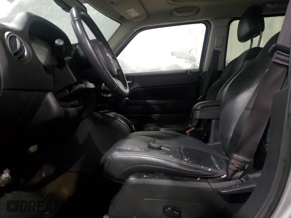 2015 Jeep Patriot High Altitude with VIN 1C4NJRFB4FD109191, listed as a Copart auction lot 45223165 with 98,352 mi miles and Salvage title. Bid and sale history available at DreamBid. Image 7.