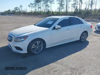 2015 Mercedes-Benz E 350 Sport с VIN WDDHF5KB4FB135434, выставлен на аукционе IAAI как лот 41782298 с пробегом 73 152 миль миль и . История ставок и продаж доступна на DreamBid. Изображение 2.