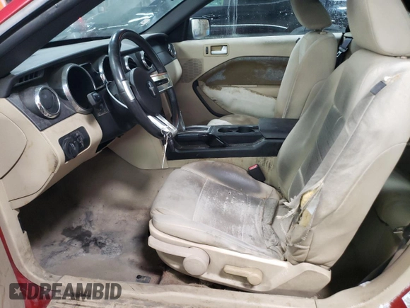2009 Ford Mustang with VIN 1ZVHT84N095117282, listed as a Copart auction lot 88497085 with 170,890 mi miles and Salvage title. Bid and sale history available at DreamBid. Image 7.