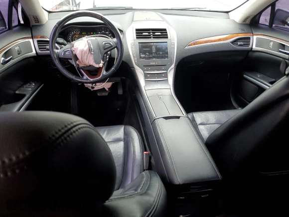 2016 Lincoln MKZ with VIN 3LN6L2GK8GR633923, listed as a Copart auction lot 58014495 with 119,579 mi miles and Salvage title. Bid and sale history available at DreamBid. Image 8.