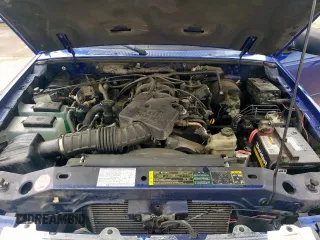 2004 Ford Ranger XL Fleet with VIN 1FTZR45E14PA00112, listed as a Copart auction lot 57407575 with 199,718 mi miles and Salvage title. Bid and sale history available at DreamBid. Image 11.
