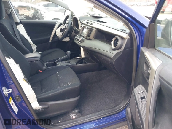 2015 Toyota RAV4 LE z VIN 2T3BFREV2FW277169, wystawiony jako IAAI lot #41781005 z przebiegiem 137 243 mil mil oraz . Historia ofert i sprzedaży dostępna na DreamBid. Obrazek 5.
