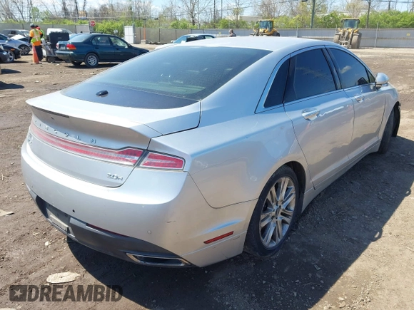 2015 Lincoln MKZ Hybrid with VIN 3LN6L2LU6FR600747, listed as a IAAI auction lot 42059509 with 1 mi miles. Bid and sale history available at carsss.com. Image 4.
