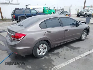 2014 Honda Civic LX z VIN 19XFB2F50EE228680, wystawiony jako IAAI lot #42164150 z przebiegiem 126 858 mil mil oraz . Historia ofert i sprzedaży dostępna na DreamBid. Obrazek 4.