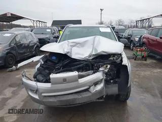 2004 Saturn VUE V6 z VIN 5GZCZ53434S871823, wystawiony jako IAAI lot #41140283 z przebiegiem 104 965 mil mil oraz . Historia ofert i sprzedaży dostępna na DreamBid. Obrazek 13.