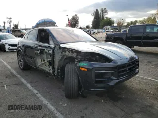 2024 Porsche Cayenne z VIN WP1BA2AY2RDA50764, wystawiony jako Copart lot #44227545 z przebiegiem 21 690 mil mil oraz Szkoda całkowita • Salvage title. Historia ofert i sprzedaży dostępna na DreamBid. Obrazek 4.