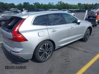 2020 Volvo XC60 Momentum with VIN YV4102RK0L1478564, listed as a IAAI auction lot 42159705 with 98,405 mi miles and . Bid and sale history available at DreamBid. Image 4.