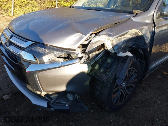 2016 Mitsubishi Outlander SE with VIN JA4AD3A31GZ011852, listed as a IAAI auction lot 40822431 with 118,250 mi miles and . Bid and sale history available at DreamBid. Image 6.