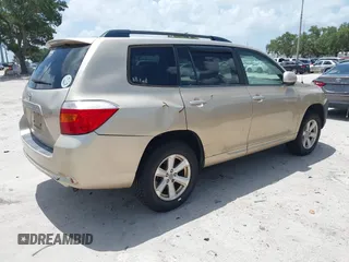 2008 Toyota Highlander with VIN JTEDS41A382061347, listed as a IAAI auction lot 42846520 with 190,455 mi miles and . Bid and sale history available at DreamBid. Image 4.