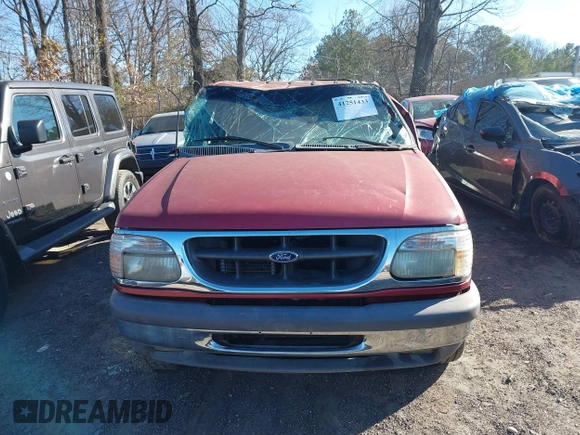 1997 Ford Explorer XLT with VIN 1FMDU32P1VUB98259, listed as a IAAI auction lot 41251433 with 156,680 mi miles and . Bid and sale history available at DreamBid. Image 12.