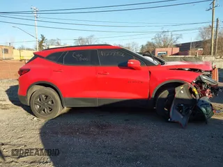 2022 Chevrolet Blazer LT с VIN 3GNKBCR49NS180239, выставлен на аукционе IAAI как лот 41227306 с пробегом 49 101 миль миль и . История ставок и продаж доступна на DreamBid. Изображение 14.