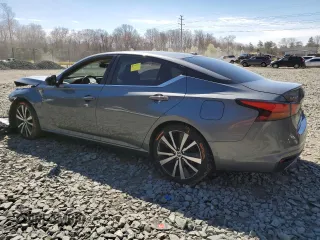 2020 Nissan Altima 2.5 SR with VIN 1N4BL4CV5LC126698, listed as a Copart auction lot 43701875 with 100,208 mi miles and Non Repairable. Bid and sale history available at carsss.com. Image 2.