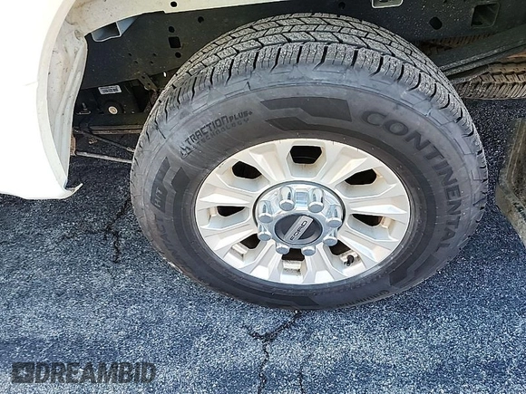 2020 Ford F-250 XL with VIN 1FTBF2A60LED41489, listed as a IAAI auction lot 41970619 with 90,936 mi miles and . Bid and sale history available at DreamBid. Image 1.