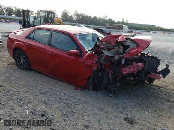 2015 Chrysler 300 S z VIN 2C3CCABT5FH743408, wystawiony jako Copart lot #62085374 z przebiegiem Nie podano mil oraz Szkoda całkowita • Salvage title. Historia ofert i sprzedaży dostępna na DreamBid. Obrazek 4.