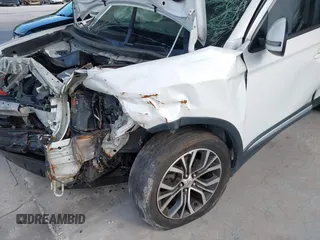 2018 Mitsubishi Outlander SE с VIN JA4AD3A35JZ063086, выставлен на аукционе IAAI как лот 42416527 с пробегом 183 541 миль миль и . История ставок и продаж доступна на DreamBid. Изображение 6.