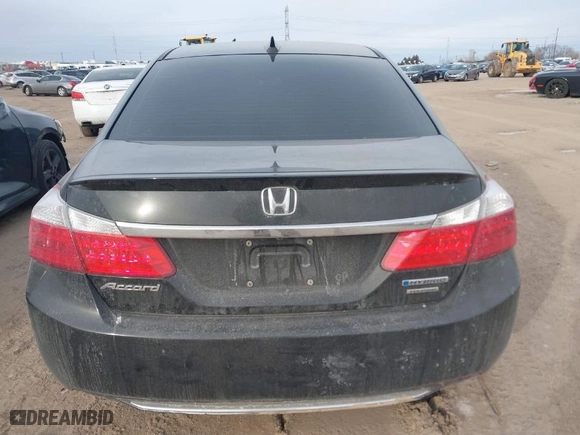 2015 Honda Accord Hybrid Touring with VIN 1HGCR6F73FA000959, listed as a IAAI auction lot 41532928 with 215,987 mi miles. Bid and sale history available at carsss.com. Image 16.
