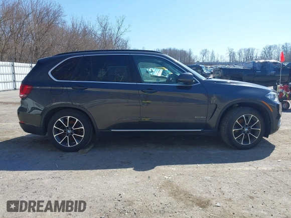 2014 BMW X5 xDrive35i with VIN 5UXKR0C5XE0H21439, listed as a IAAI auction lot 42031622 with 1 mi miles. Bid and sale history available at carsss.com. Image 12.