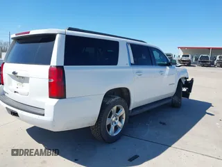 2016 Chevrolet Suburban LT z VIN 1GNSKHKC7GR172516, wystawiony jako IAAI lot #41680550 z przebiegiem 237 270 mil mil oraz . Historia ofert i sprzedaży dostępna na DreamBid. Obrazek 4.