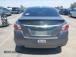 2015 Nissan Altima SV z VIN 1N4AL3AP1FC261692, wystawiony jako IAAI lot #42378146 z przebiegiem 215 563 mil mil oraz . Historia ofert i sprzedaży dostępna na DreamBid. Obrazek 16.