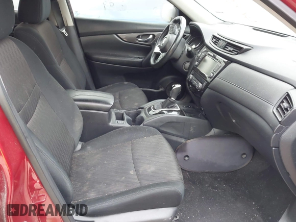 2019 Nissan Rogue SV with VIN 5N1AT2MT6KC765125, listed as a IAAI auction lot 41962842 with 71,067 mi miles. Bid and sale history available at carsss.com. Image 5.