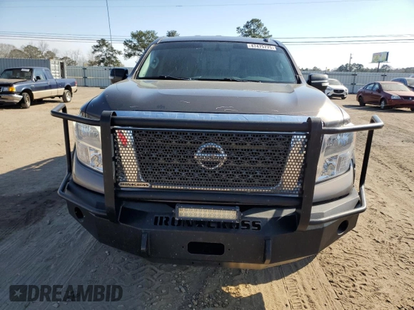 2017 Nissan Titan SV z VIN 1N6AA1EJ0HN538458, wystawiony jako Copart lot #47475775 z przebiegiem 139 224 mil mil oraz Szkoda całkowita • Salvage title. Historia ofert i sprzedaży dostępna na DreamBid. Obrazek 5.
