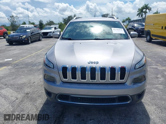 2018 Jeep Cherokee Limited z VIN 1C4PJLDX5JD605632, wystawiony jako IAAI lot #42743575 z przebiegiem 51 679 mil mil oraz . Historia ofert i sprzedaży dostępna na DreamBid. Obrazek 12.