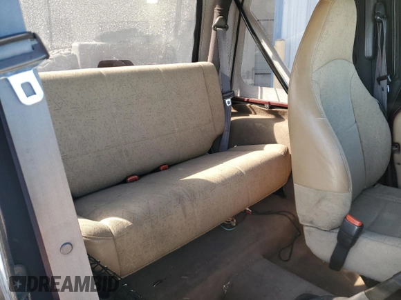 2001 Jeep Wrangler SE with VIN 1J4FA29P91P308872, listed as a Copart auction lot 45676435 with 179,486 mi miles and Salvage Title. Bid and sale history available at carsss.com. Image 11.
