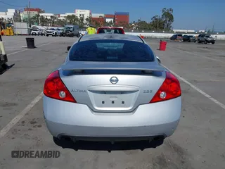 2009 Nissan Altima S z VIN 1N4AL24E59C192627, wystawiony jako IAAI lot #42359727 z przebiegiem 93 316 mil mil oraz . Historia ofert i sprzedaży dostępna na DreamBid. Obrazek 16.
