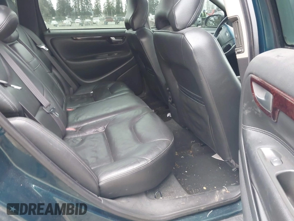 2002 Volvo V70 with VIN YV1SW58D621191782, listed as a IAAI auction lot 41736536 with 216,247 mi miles and . Bid and sale history available at DreamBid. Image 8.