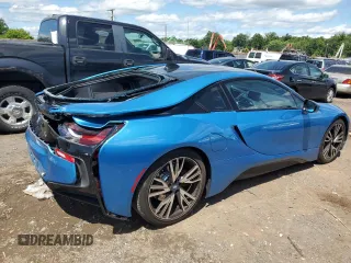 2016 BMW i8 z VIN WBY2Z2C55GV675162, wystawiony jako Copart lot #60817764 z przebiegiem 32 718 mil mil oraz Szkoda całkowita • Salvage title. Historia ofert i sprzedaży dostępna na DreamBid. Obrazek 3.