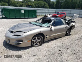 2001 Pontiac Firebird Formula z VIN 2G2FV22G312146995, wystawiony jako Copart lot #58705304 z przebiegiem Nie podano mil oraz Szkody całkowita. Historia ofert i sprzedaży dostępna na DreamBid. Obrazek 1.