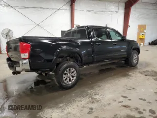 2017 Toyota Tacoma SR5 with VIN 5TFDZ5BN5HX028165, listed as a Copart auction lot 52676445 with 114,824 mi miles and Salvage Title. Bid and sale history available at carsss.com. Image 3.