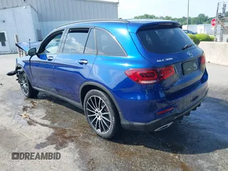 2020 Mercedes-Benz GLC with VIN WDC0G8EB1LF705695, listed as a IAAI auction lot 39381915 with 14,364 mi miles. Bid and sale history available at carsss.com. Image 3.