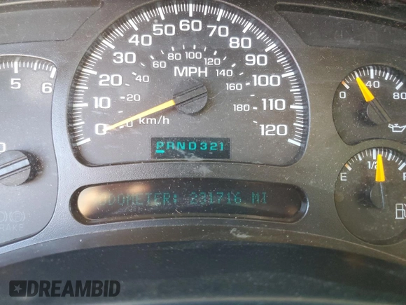 2004 GMC Yukon XL SLT with VIN 3GKEC16Z74G314887, listed as a Copart auction lot 74393454 with 231,716 mi miles and Salvage Title. Bid and sale history available at carsss.com. Image 9.