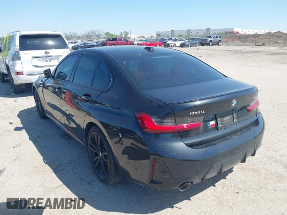 2024 BMW 3 Series 330i z VIN 3MW69FF05R8E87402, wystawiony jako IAAI lot #41973084 z przebiegiem 3 529 mil mil oraz . Historia ofert i sprzedaży dostępna na DreamBid. Obrazek 3.